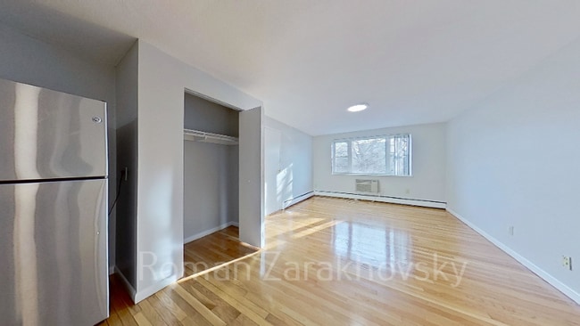 Photo - 112 Babcock St Unidad 37A