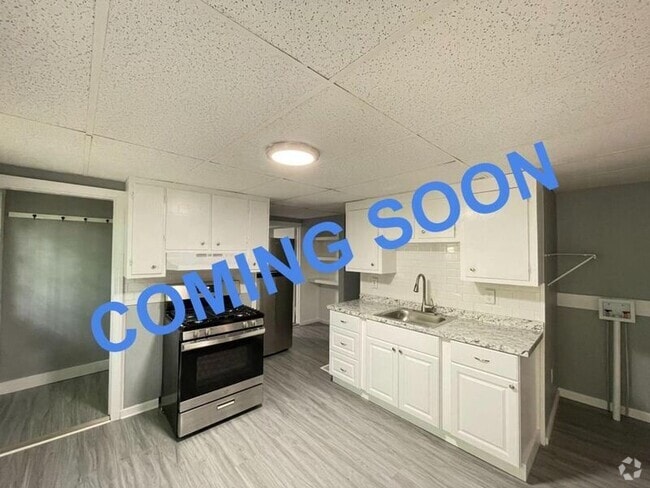 Building Photo - 9 Broadway Unit #4 Rental