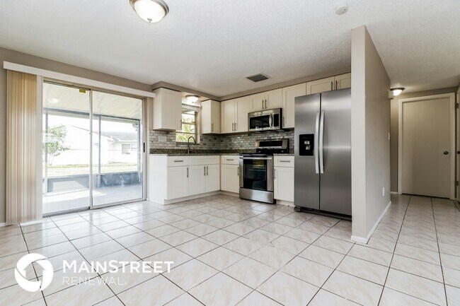 2115 Harrison Dr