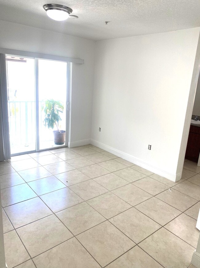 Palm West Apartments