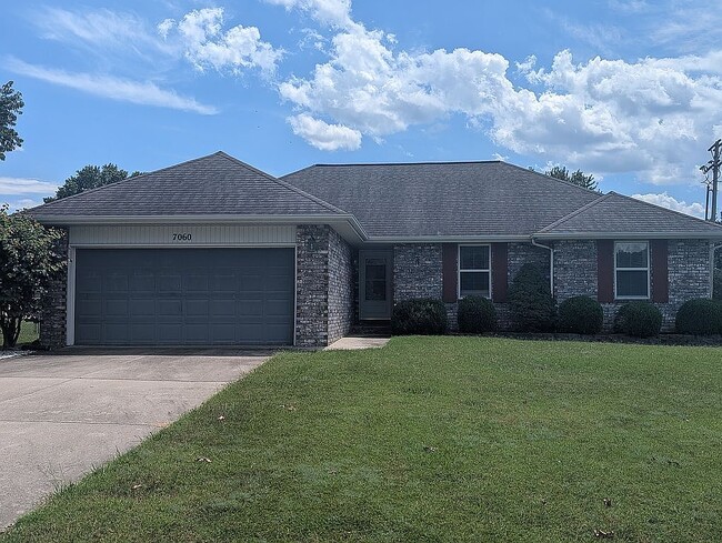 Building Photo - 7060 W Lone Oak St Rental