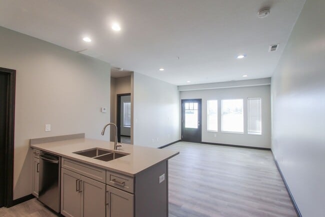 Building Photo - New! Beautiful 1 Bed, 1 Bath Accessible Ap... Unit 2010-102 Rental