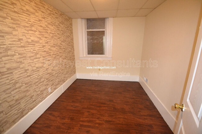 Photo - 1042 Marshall Ave Unit 1st Floor