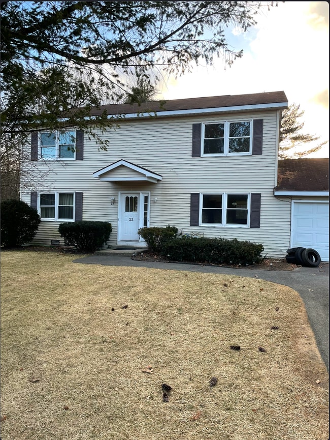 Building Photo - 23 Woodridge Cir Unit A