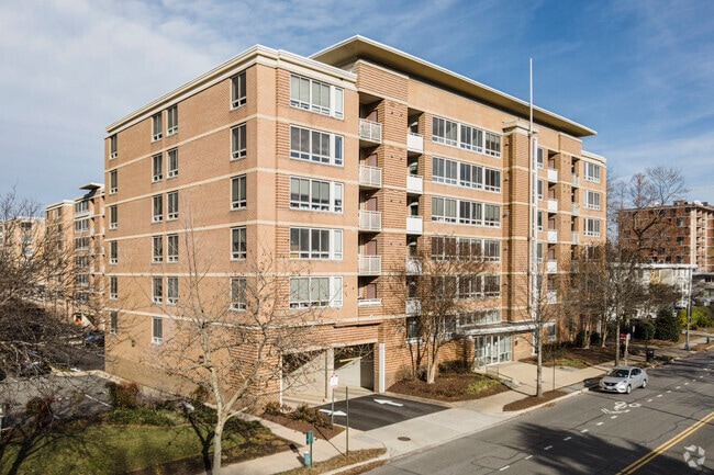 Photo - Potomac Place Condominiums