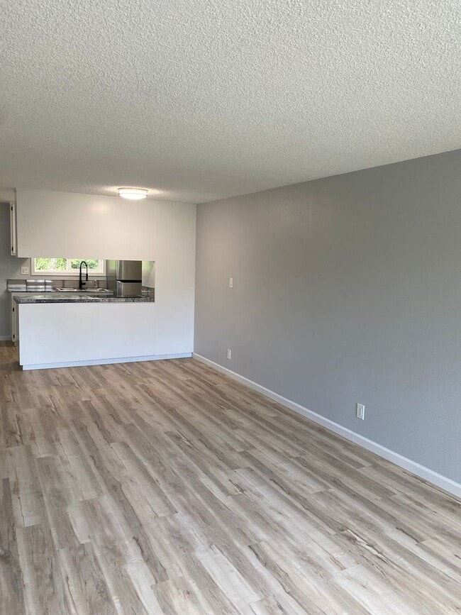 Photo - HSM01 ~ 1555/1565 Copping Street Unidad 1555 Copping St.