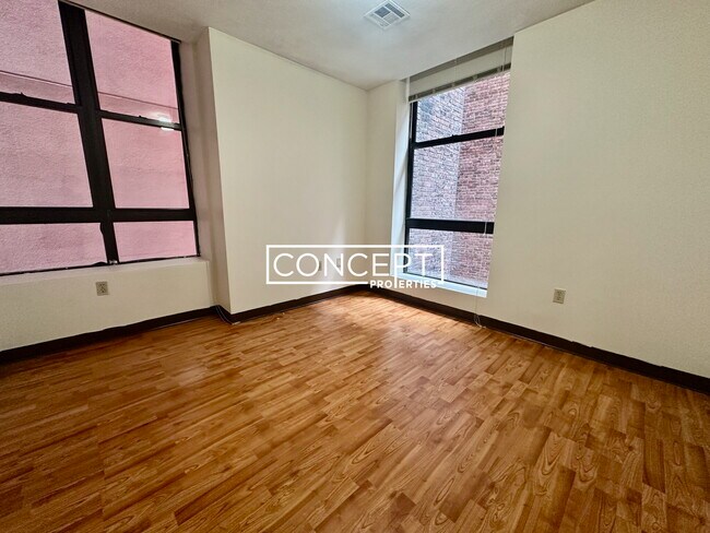 Photo - 81 Essex St Unit 41