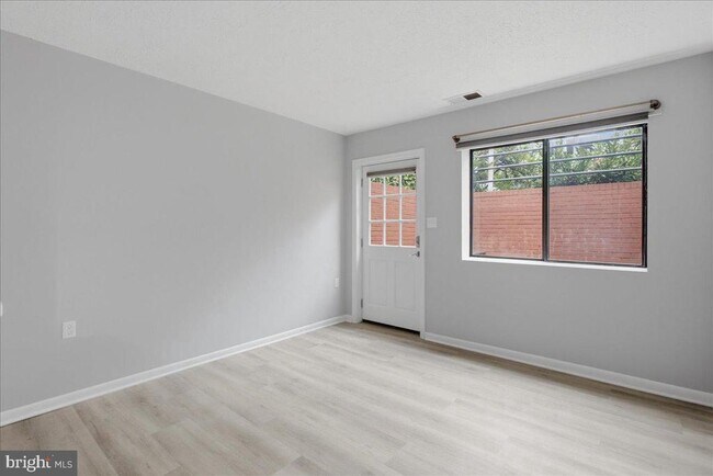 Photo - 116 N Indian Alley Unit 102