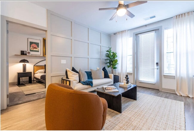 Photo - 2039 Woodburn Ave Unidad ID1364149P