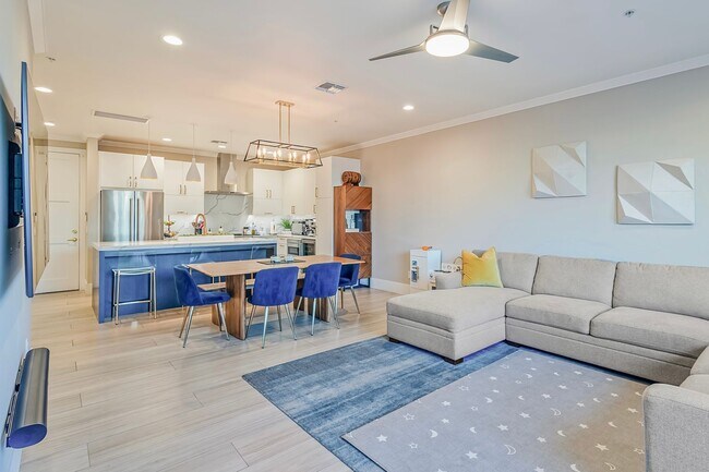 Photo - 3107 N 70th St