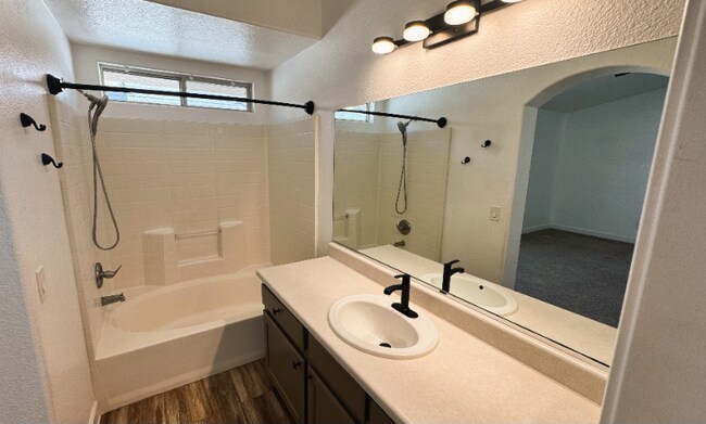 Photo - 933 Dusty Creek St Casa Adosada