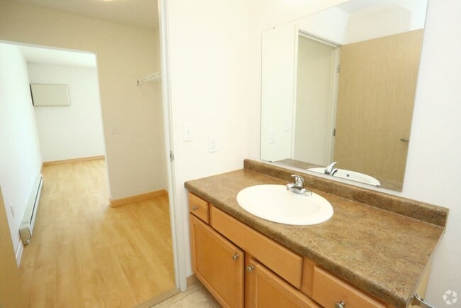 Badlands Apartments II