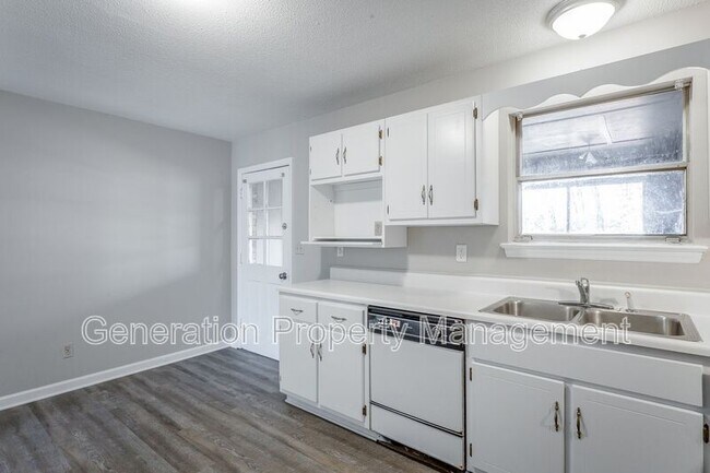 Photo - 1113 McBrien Rd Unit C