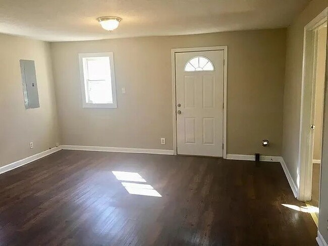 Photo - 209 Nicholtown Rd