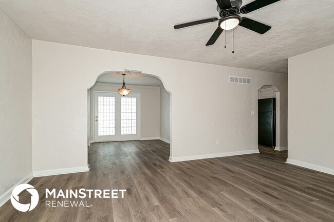 Photo - 618 Lime Rock Dr