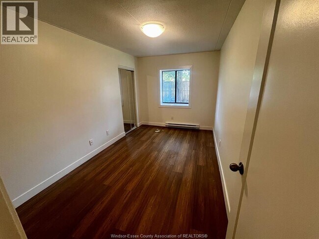 Photo - 11822 Tecumseh Rd E Unit 105