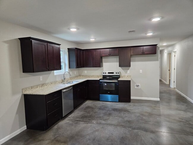 Photo - 1519-1519 N 2nd St Unidad 1513 N. 2nd St.