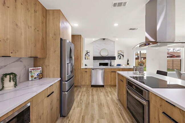 Photo - 2927 Norwood Hill Rd House