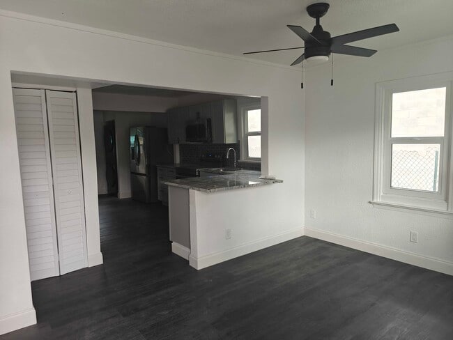Building Photo - 3454 14th Ave S Unit 1 Rental