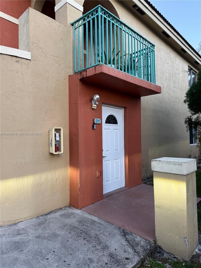 Photo - 7045 NW 173rd Dr Unidad 311