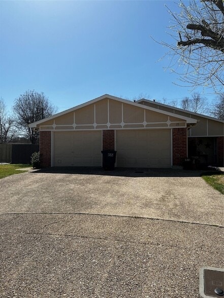 Building Photo - 11913 Metmora Ct Rental