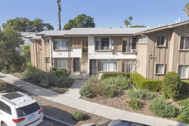 3867 Potomac Ave.