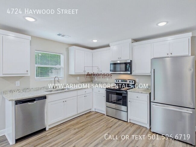 Photo - 4724 Haywood St