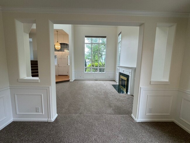 Photo - 4Bd/2.5Ba Bellevue Home