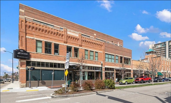 Building Photo - Beautiful Condo in Downtown Boise