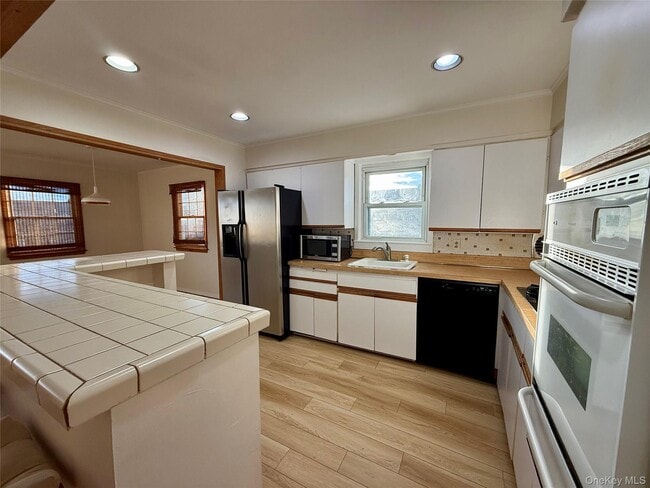 Photo - 575 E Fulton St Unidad Upper