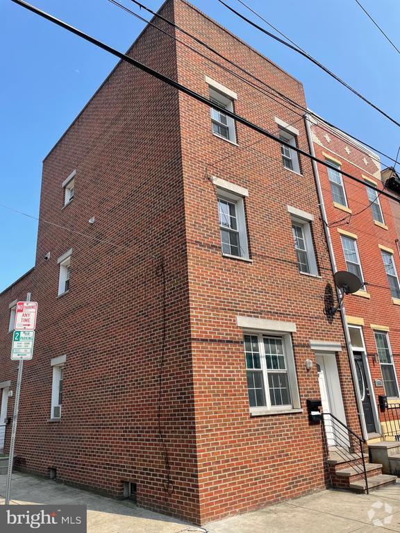 Building Photo - 1529 S 5th St Rental