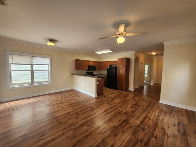 130 Artisan Pl Unit 1