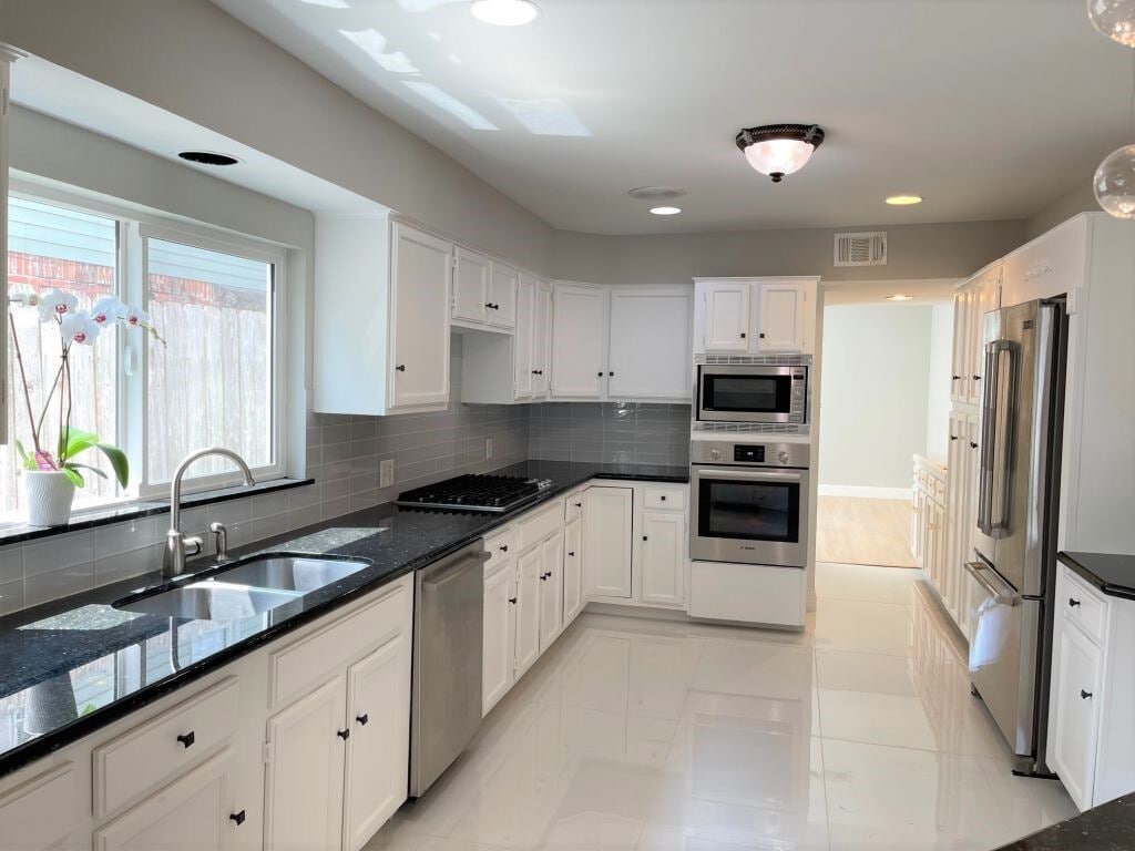 Photo - 3605 Plumb St