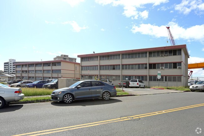 Photo - Makalapa Manor Apartments