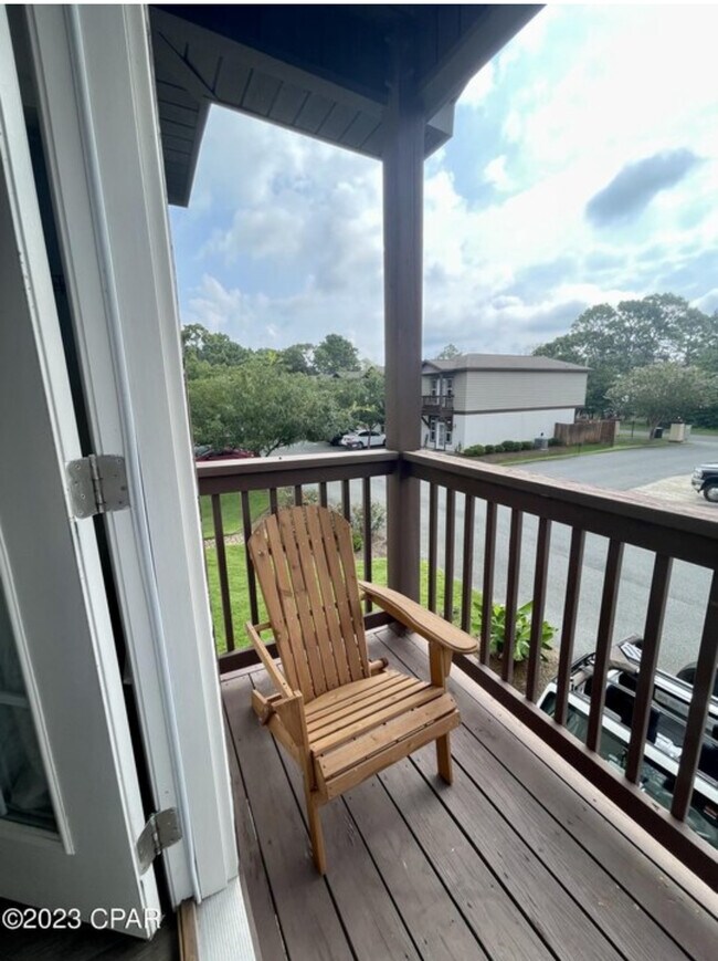 Photo - 2217 Brooke St