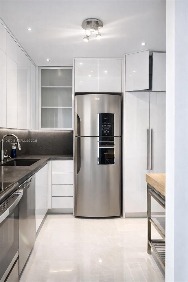 Photo - 3731 N Country Club Dr Unit 622