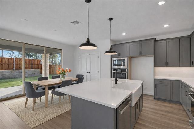 Photo - 504 Sagebrush Trl