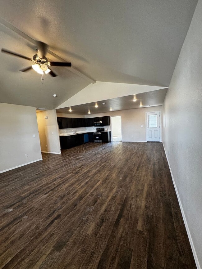 Photo - New construction!!! Beacon Pointe 3/2/2 AVAILABLE March 13th