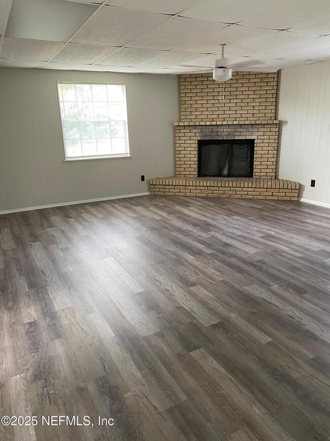 Photo - 7416 Leroy Dr