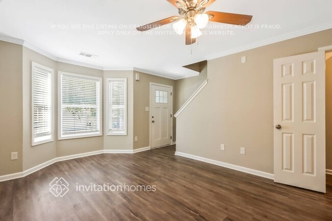 Photo - 6861 Mahonia Pl