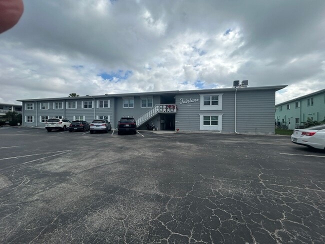 Building Photo - Renovated Treasure Island 1BR Condo - Steps to the Beach! Unit 101