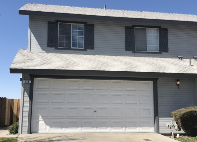Photo - 129 S Lilac St Townhome