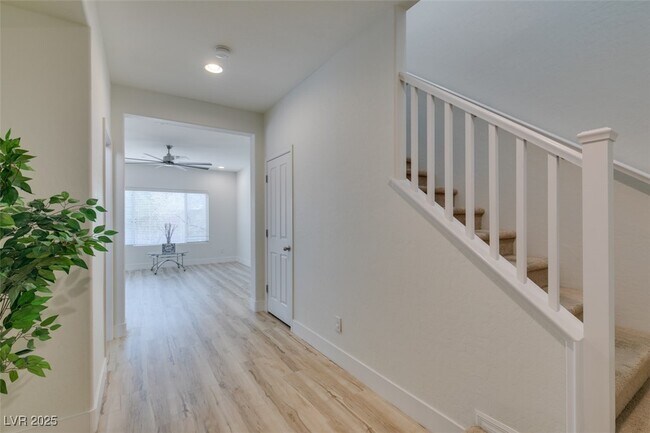 Photo - 2617 Courgette Way