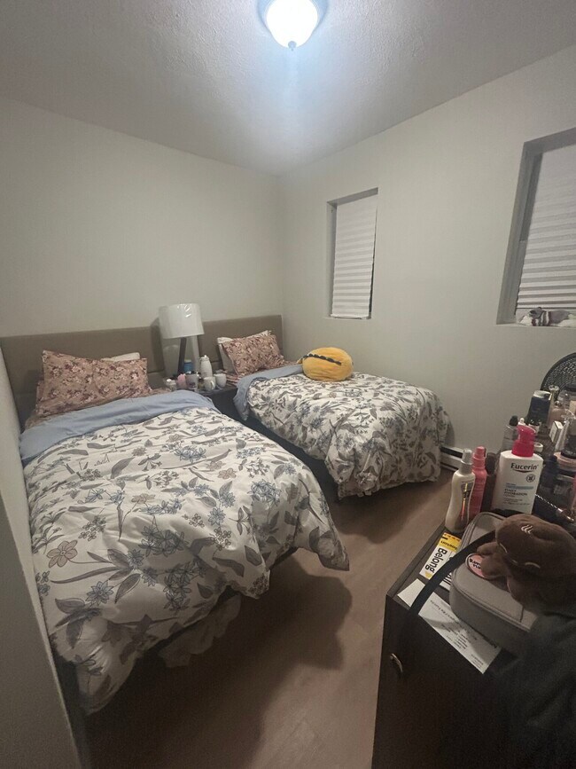 Photo - 126 Warren St