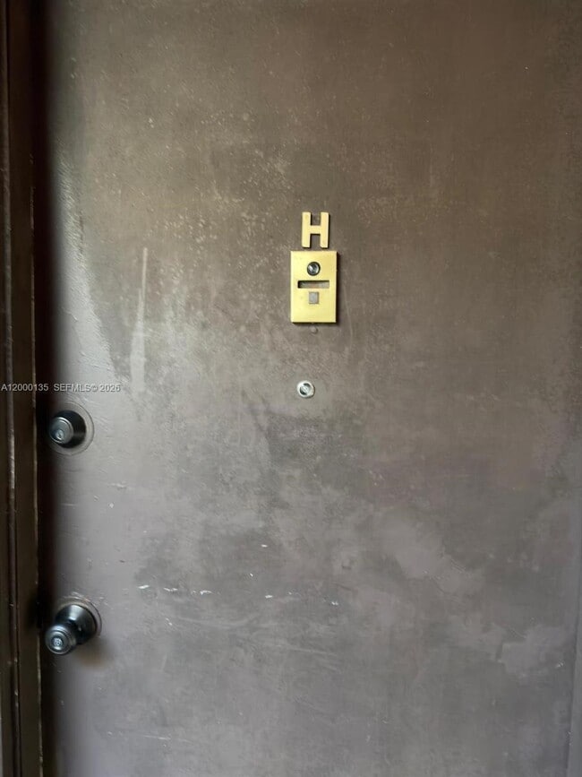 Photo - 9108 SW 137th Ter Unidad 16-3