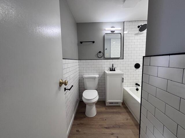 Photo - 3535 Paris Blvd