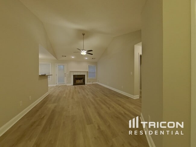 Photo - 373 Morning Star Dr