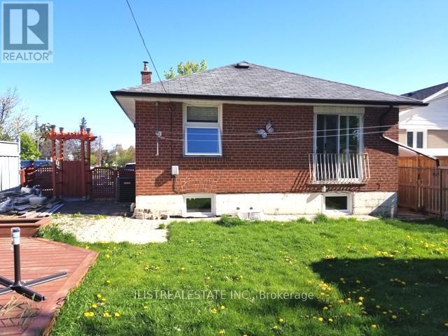 Photo - 26 Arbutus Crescent