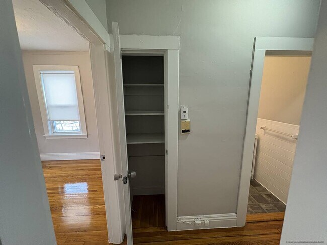 Photo - 35 Lourdes Ave Unit 2