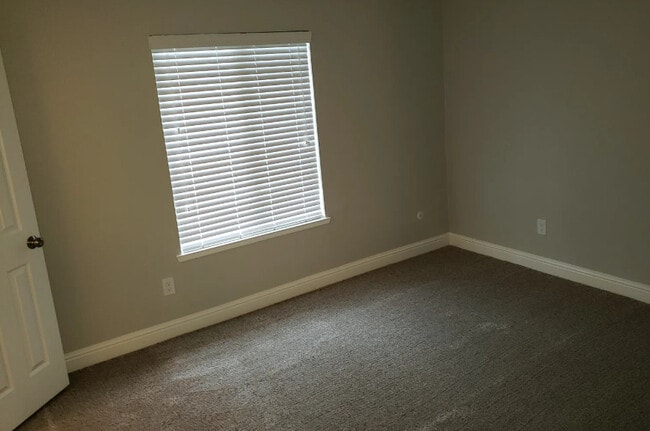 Photo - 2300-2306 G St